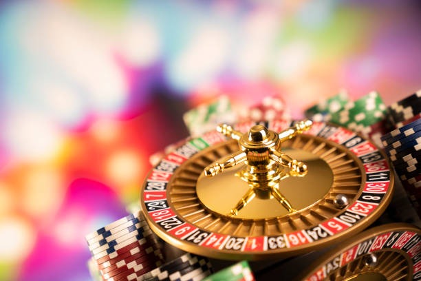 raya platform showing live casino tables and slot tournament leaderboards side by side